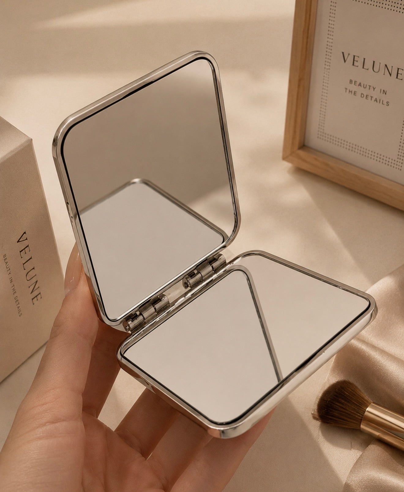 Aura Pocket Mirror